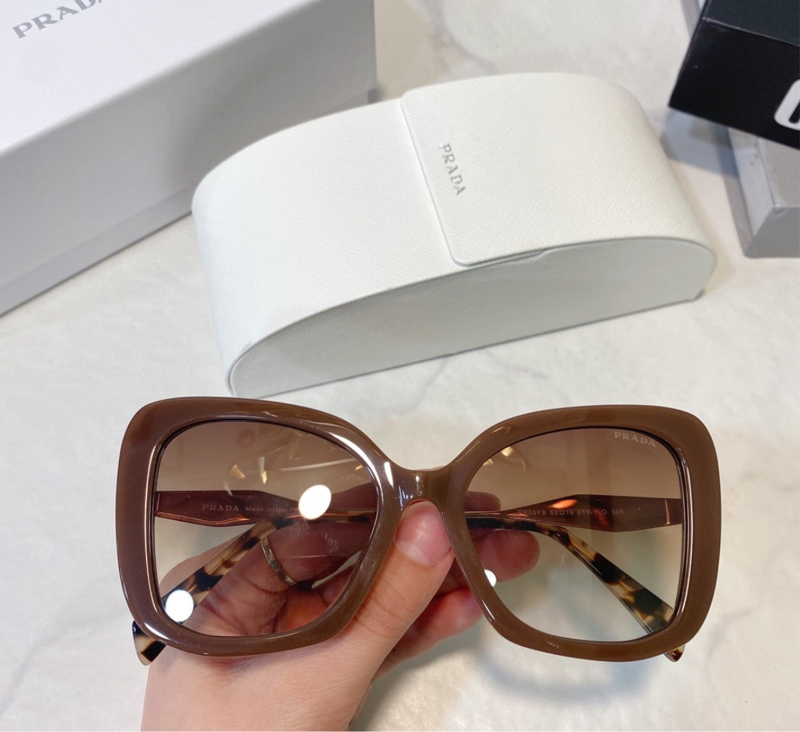 New Prada woman shades